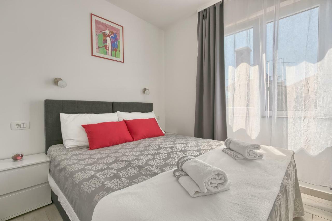 Ancora Center Apartment Pula Zewnętrze zdjęcie